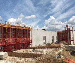gymnase-centrale-marseille-exterieur-beton2-777839ea